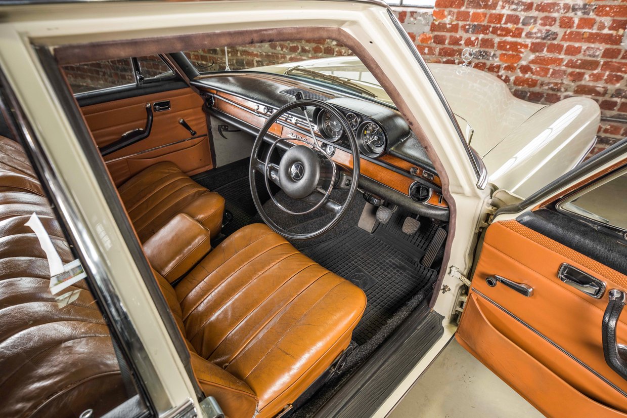 Mercedes Benz 280s W108