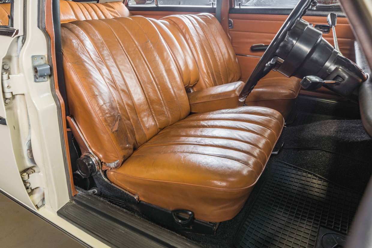 Mercedes Benz 280s W108