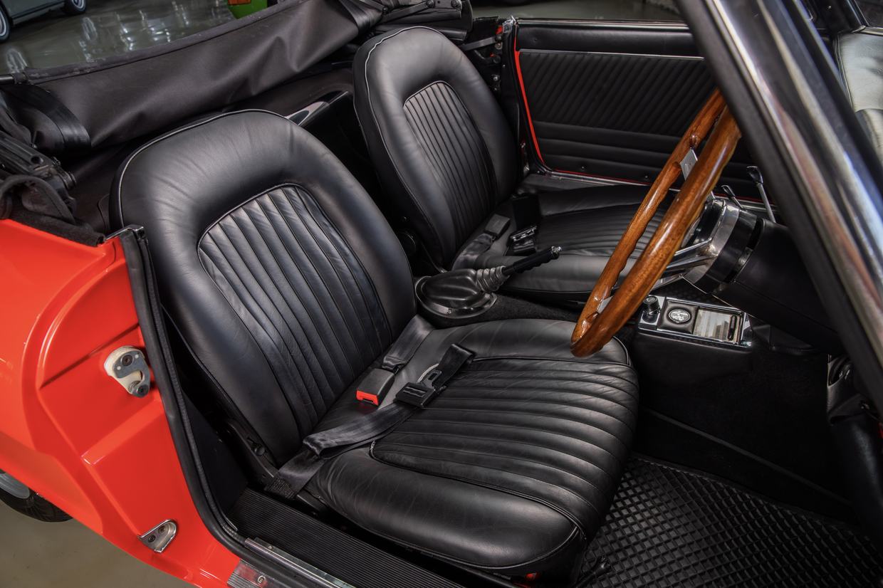 Alfa Romeo 1750 Veloce Spider