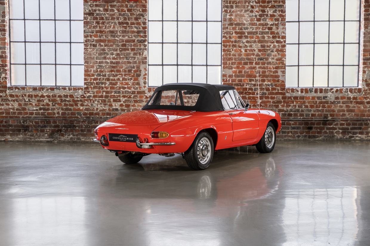 Alfa Romeo 1750 Veloce Spider