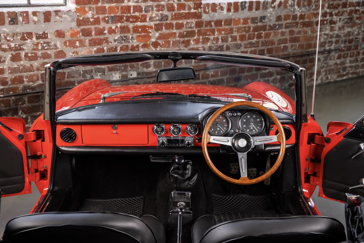 Alfa Romeo 1750 Veloce Spider