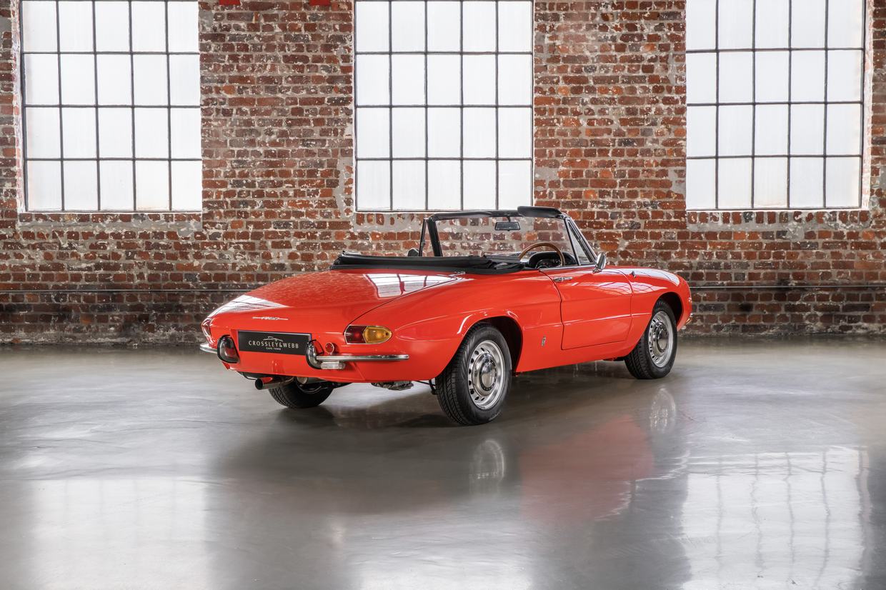 Alfa Romeo 1750 Veloce Spider