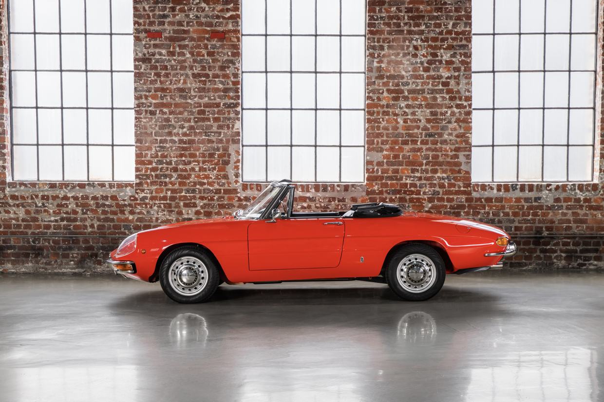 Alfa Romeo 1750 Veloce Spider