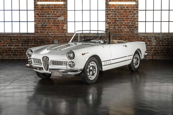 Alfa Romeo 2000 Touring Spider