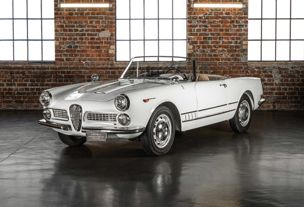 Alfa Romeo 2000 Touring Spider