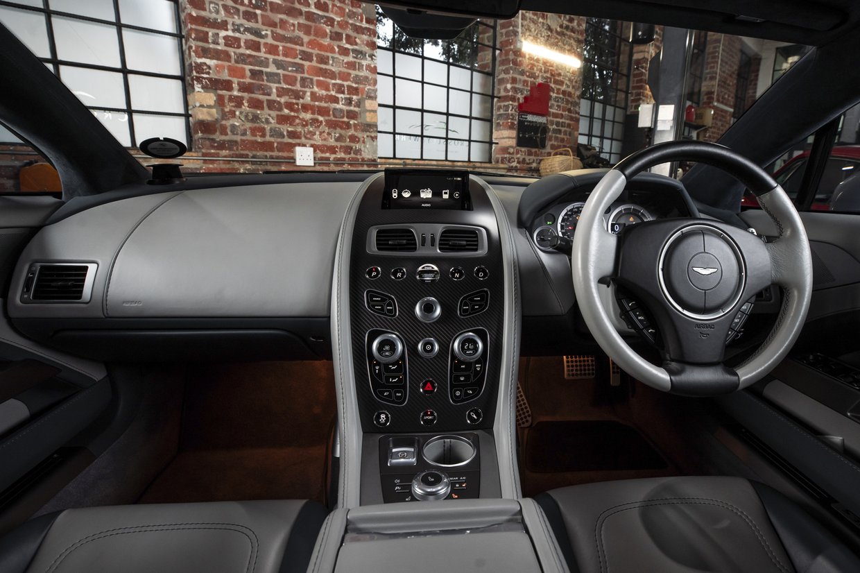 Aston Martin Rapide S - 8 Speed