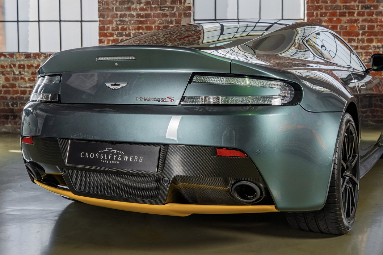 Aston Martin V12 Vantage S