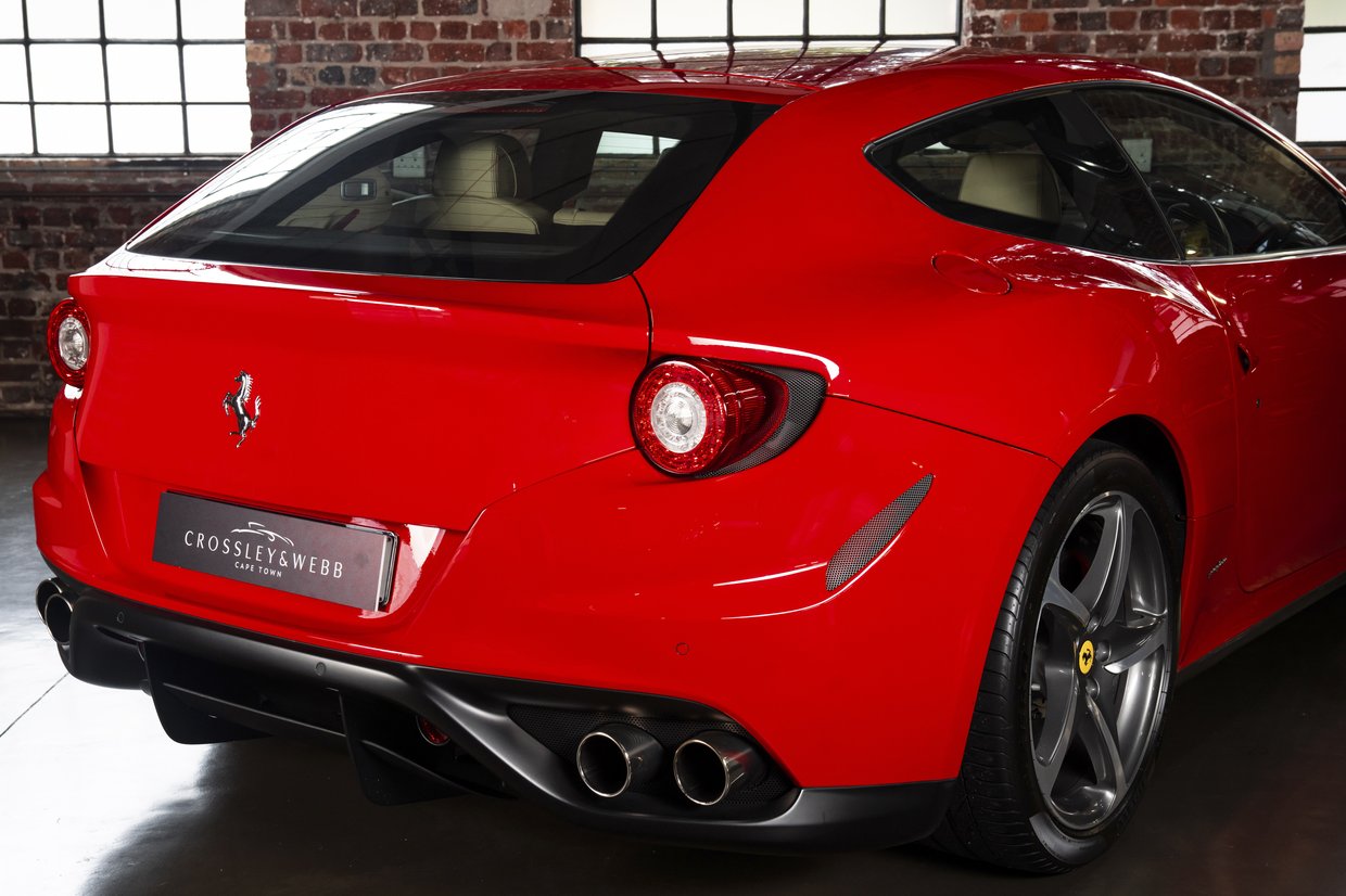 Ferrari FF