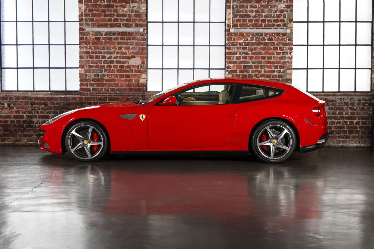 Ferrari FF