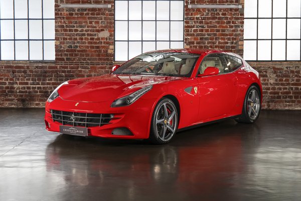 Ferrari FF