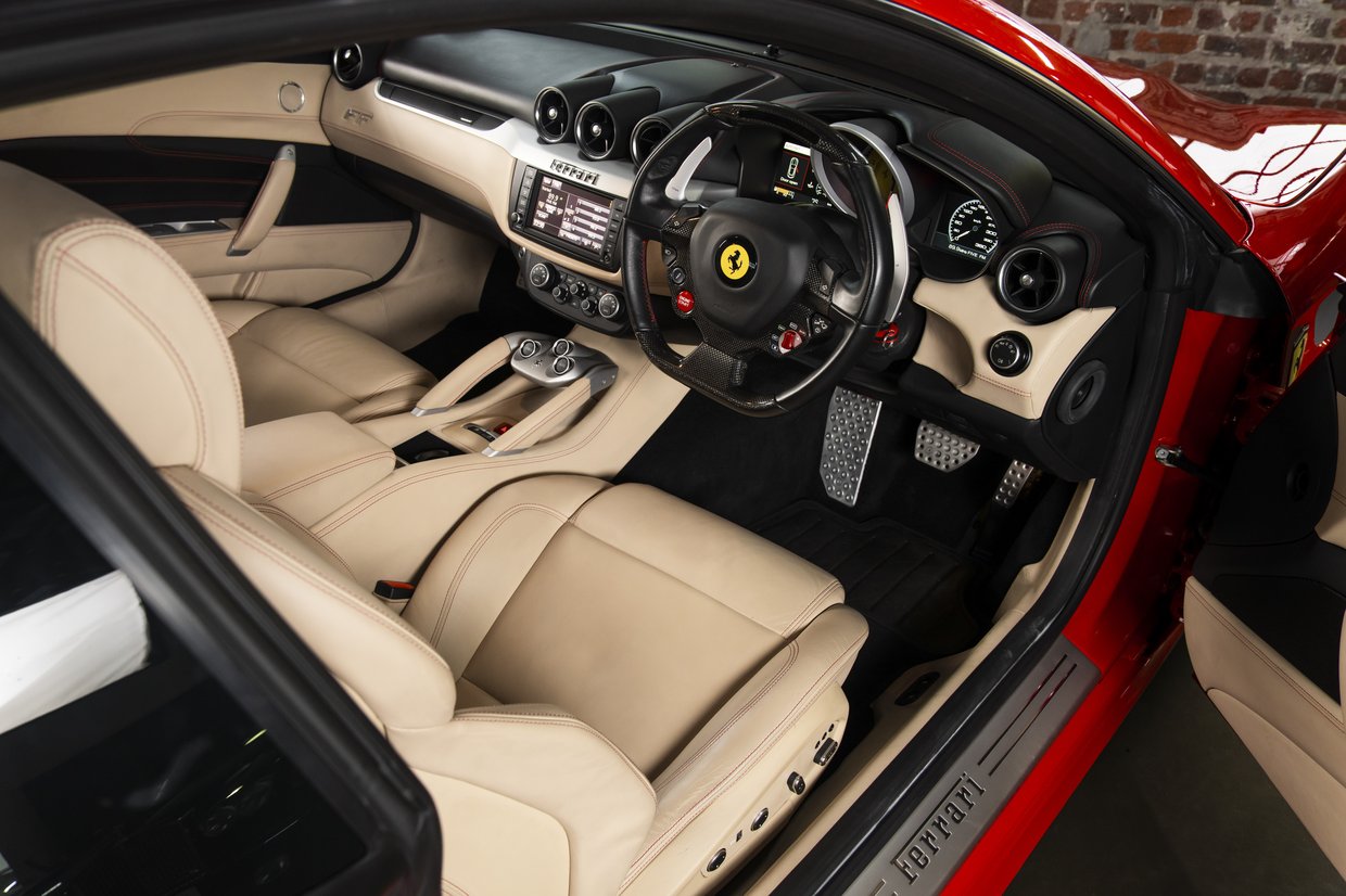Ferrari FF