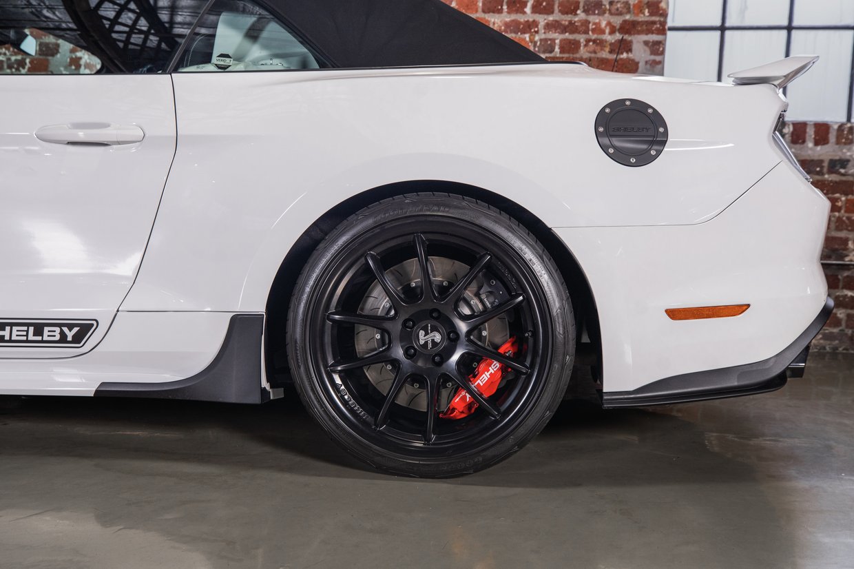Ford Mustang Shelby Supersnake Speedster