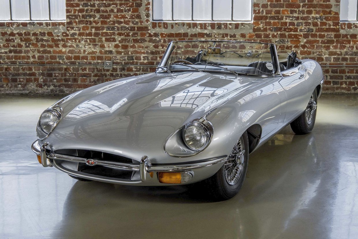 Jaguar E type S2 Roadster