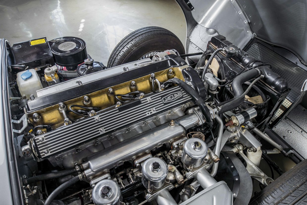 Jaguar E type S2 Roadster