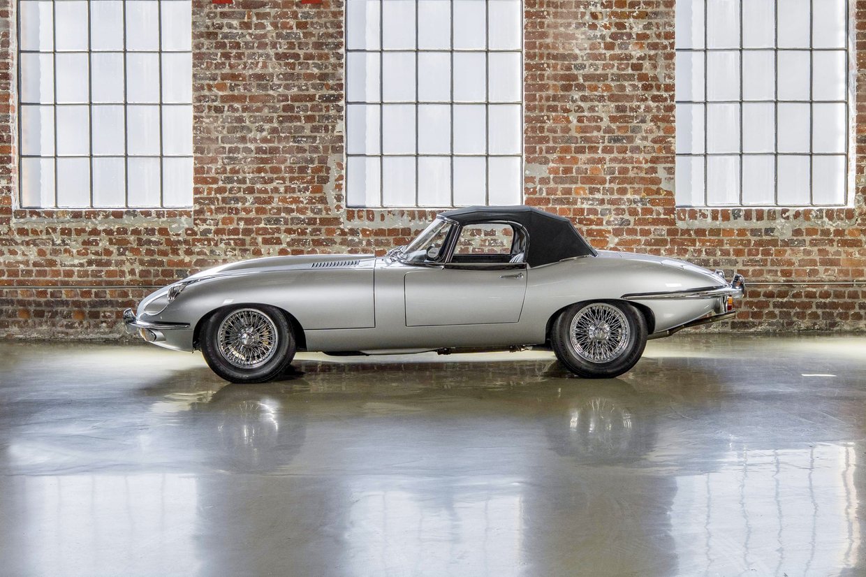 Jaguar E type S2 Roadster