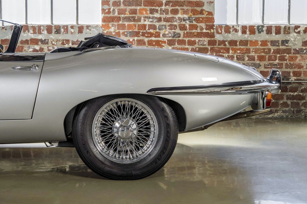 Jaguar E type S2 Roadster