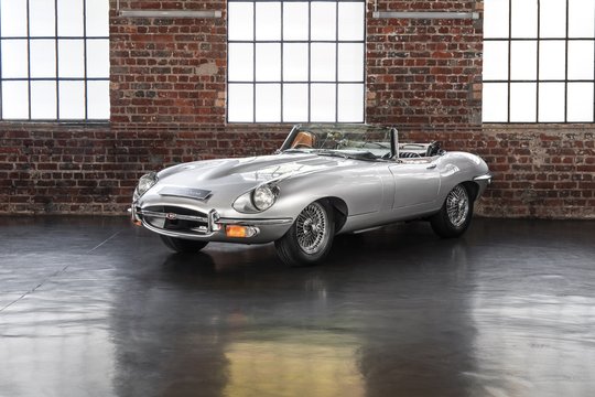 Jaguar E Type Roadster