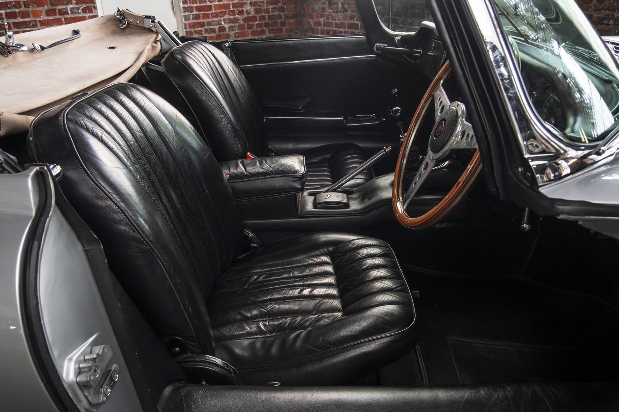 Jaguar E Type Roadster