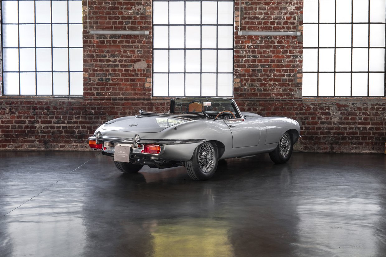 Jaguar E Type Roadster