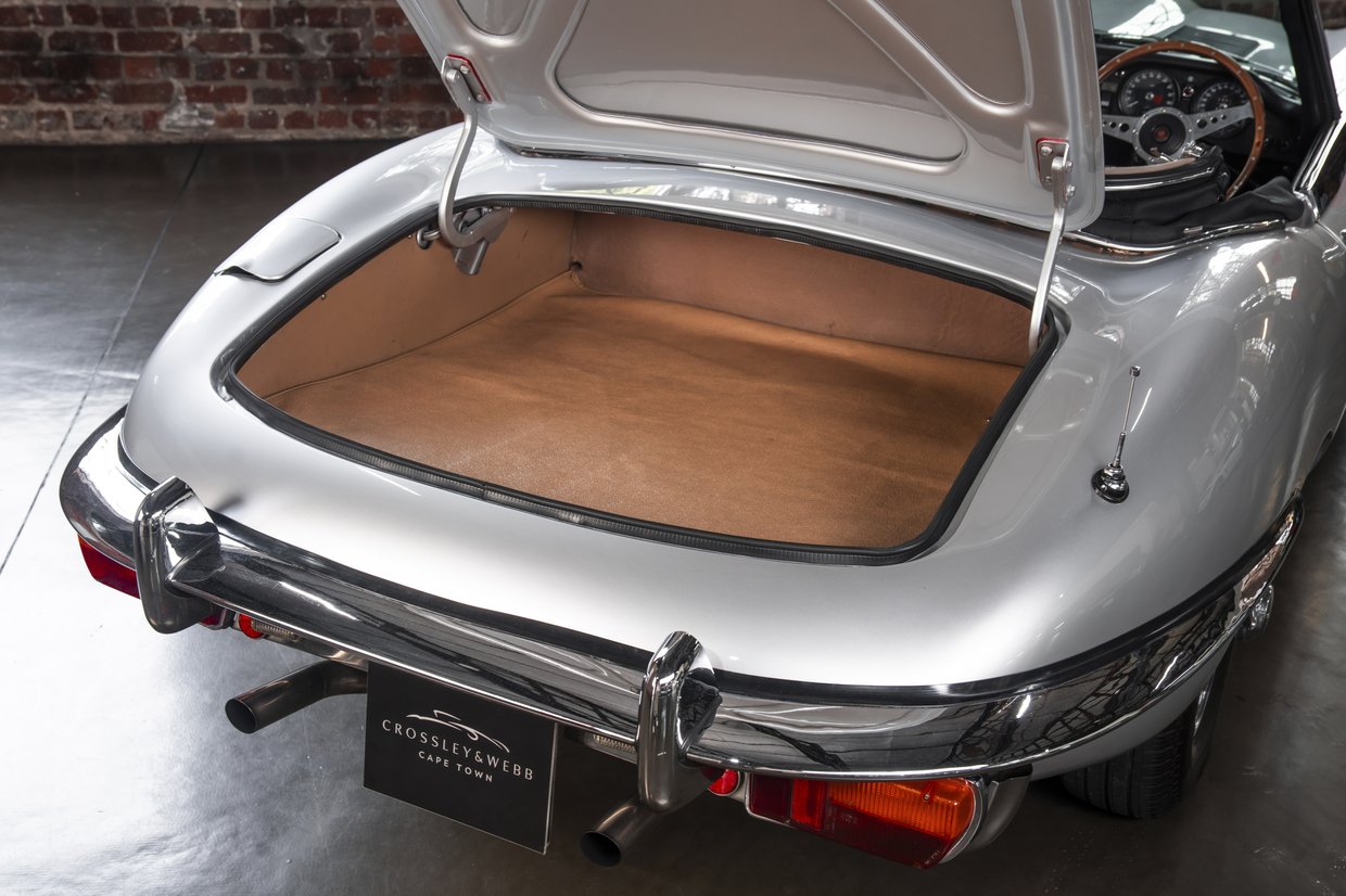 Jaguar E Type Roadster