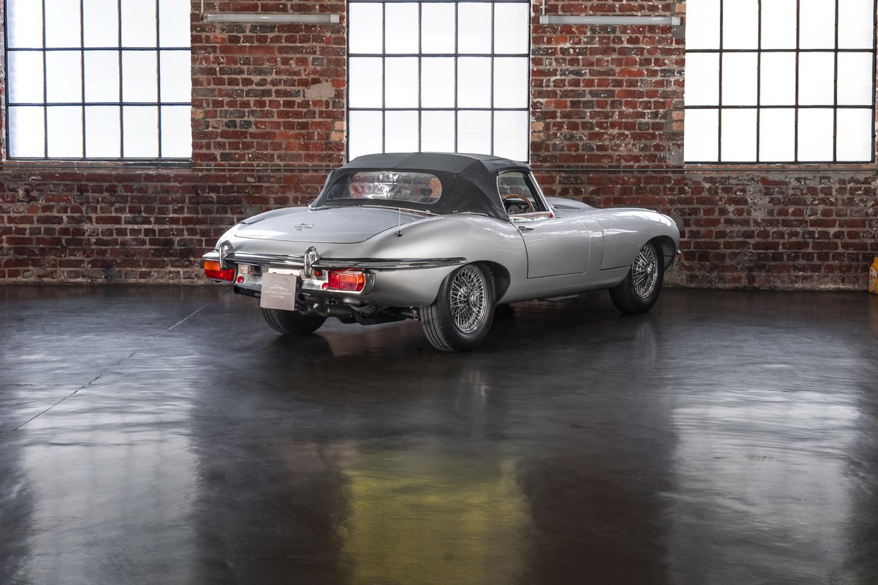 Jaguar E Type Roadster