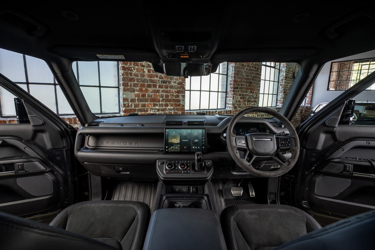 Land Rover Defender 110 V8 - Carpathian Edition