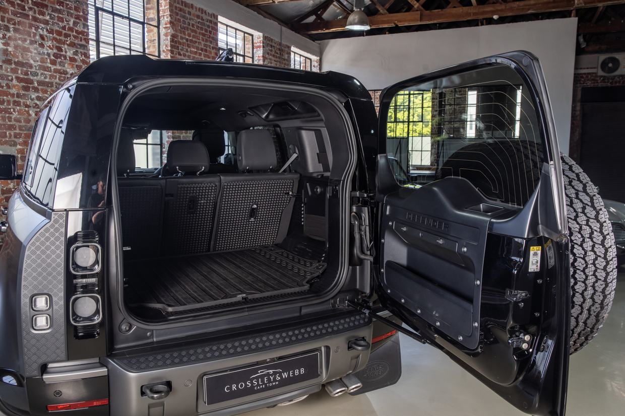 Land Rover Defender 110 V8 - Carpathian Edition