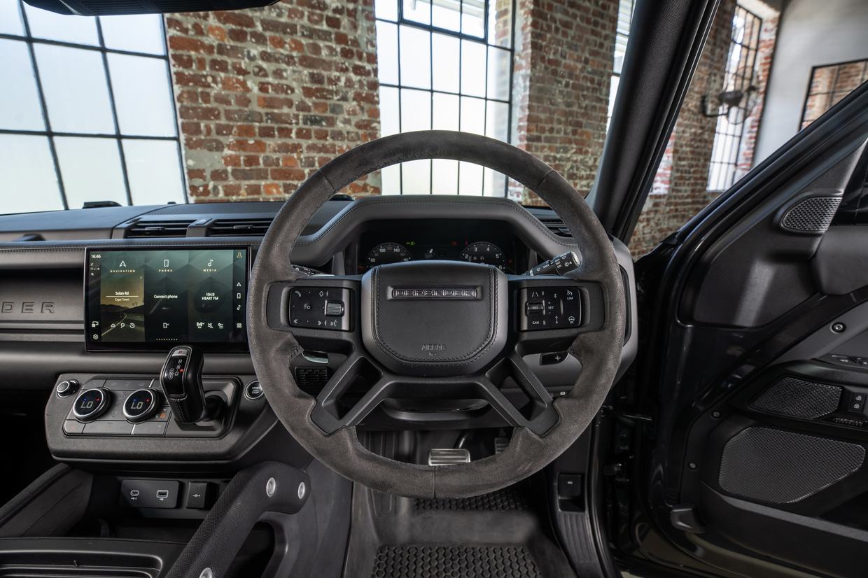 Land Rover Defender 110 V8 - Carpathian Edition