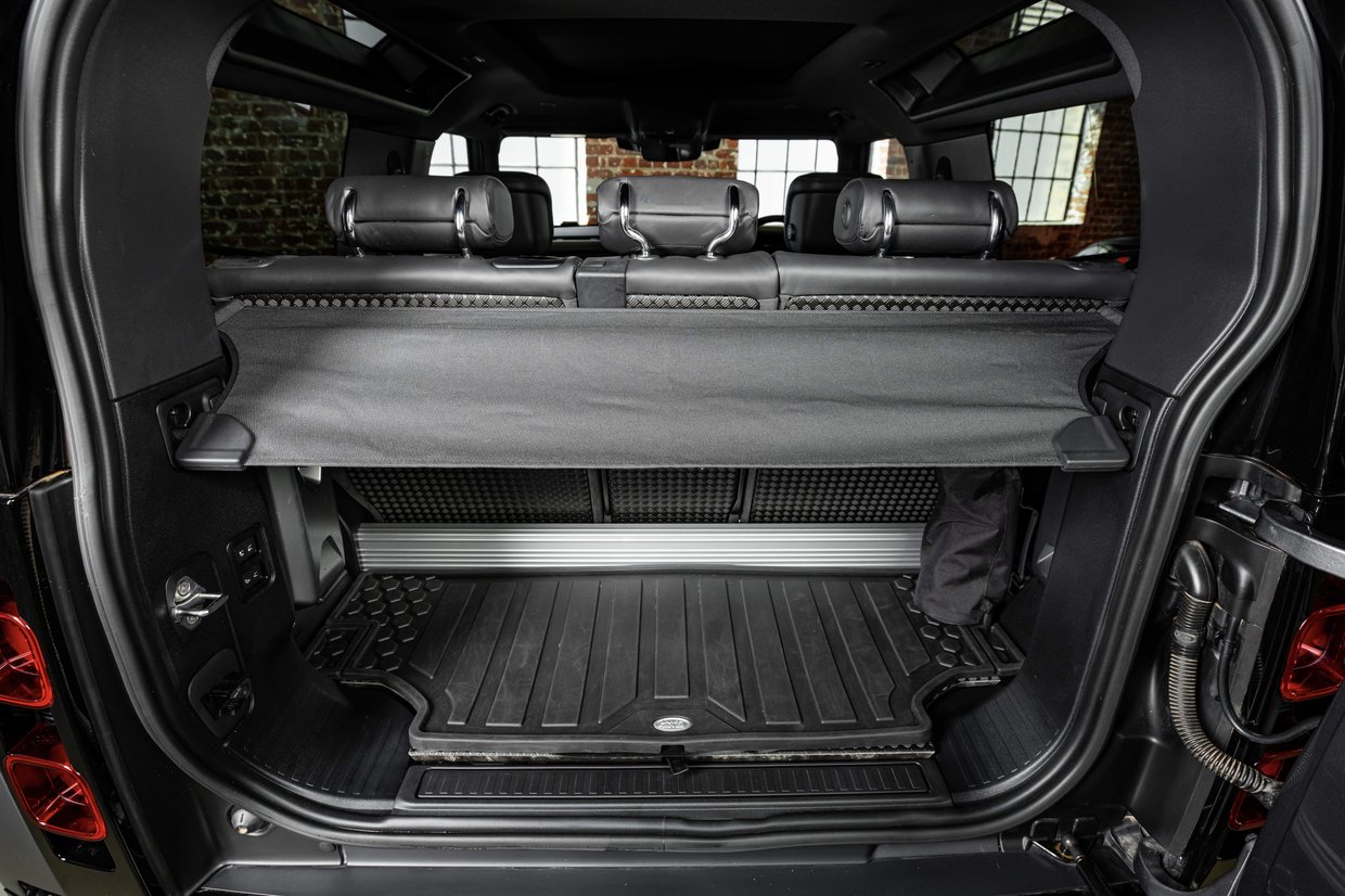 Land Rover Defender 90 - X Dynamic HSE