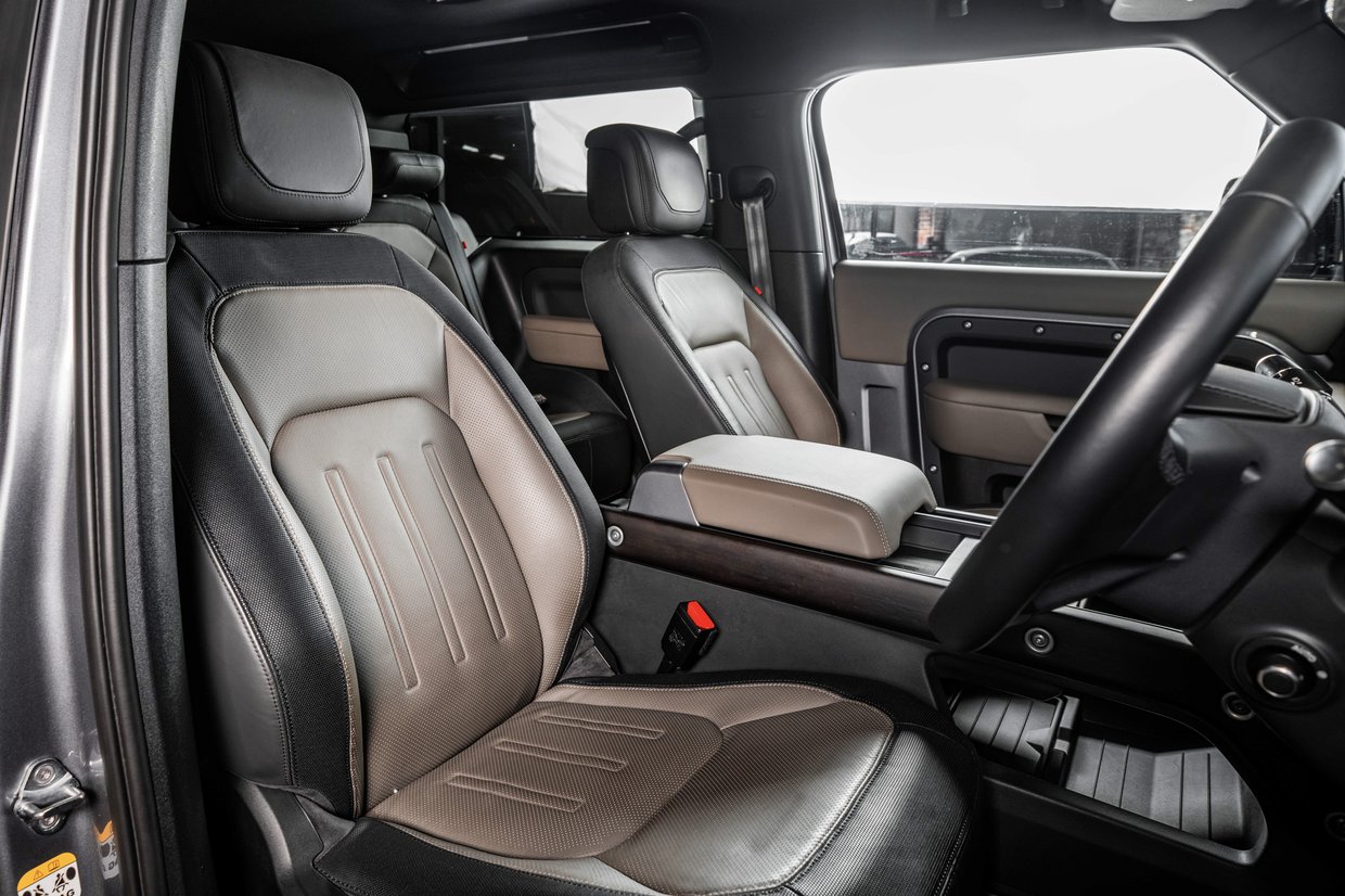 Land Rover Defender 90 - X Dynamic HSE