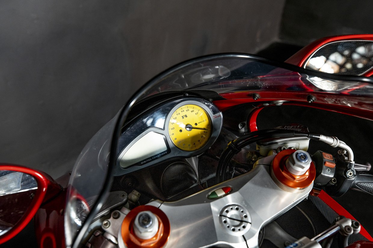 MV Agusta F4
