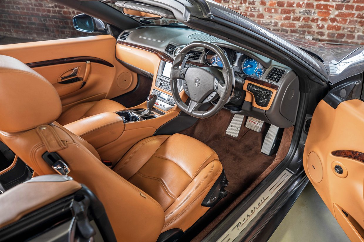 Maserati GranCabrio Sport