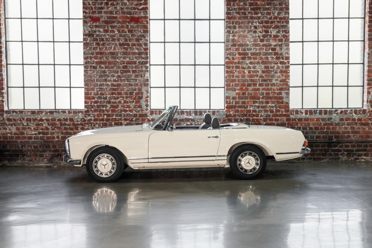 Mercedes Benz 280sl Pagoda