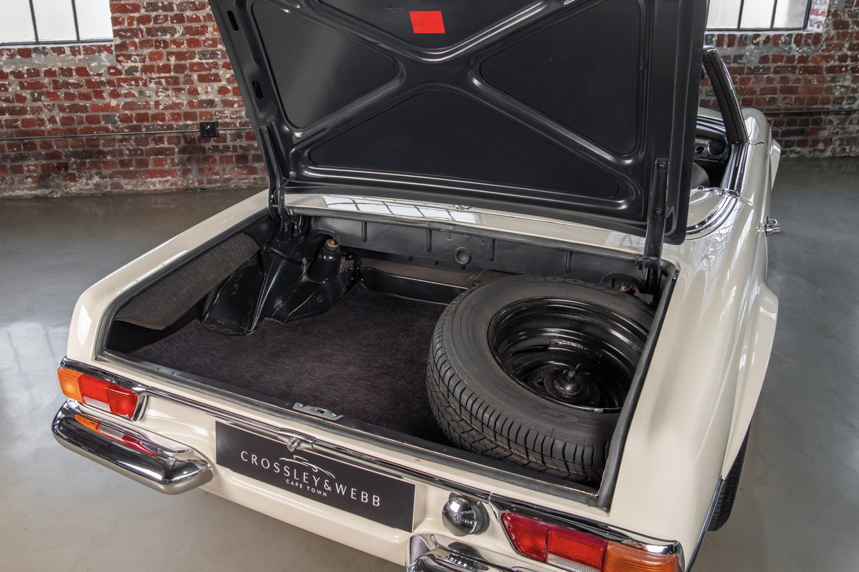 Mercedes Benz 280sl Pagoda