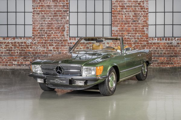 Mercedes Benz 350SL - R107