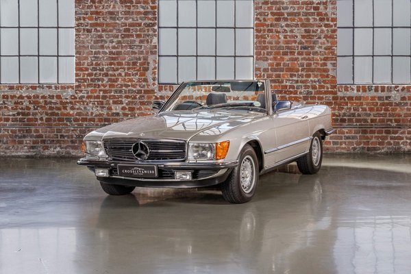 Mercedes Benz 500sl (R107)