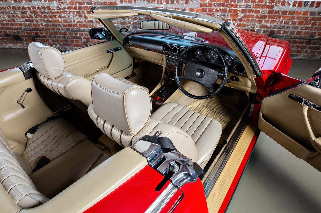 Mercedes Benz 500sl - R 107 series