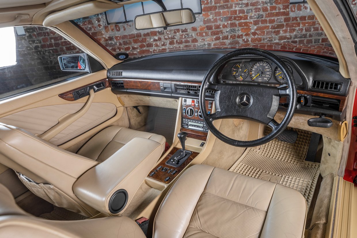 Mercedes Benz 560 SEC