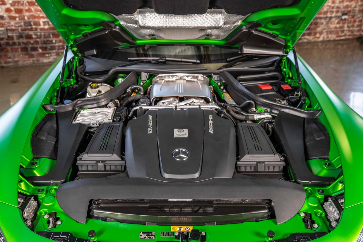 Mercedes Benz AMG GTR