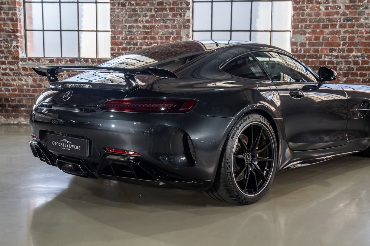 Mercedes Benz AMG GTR