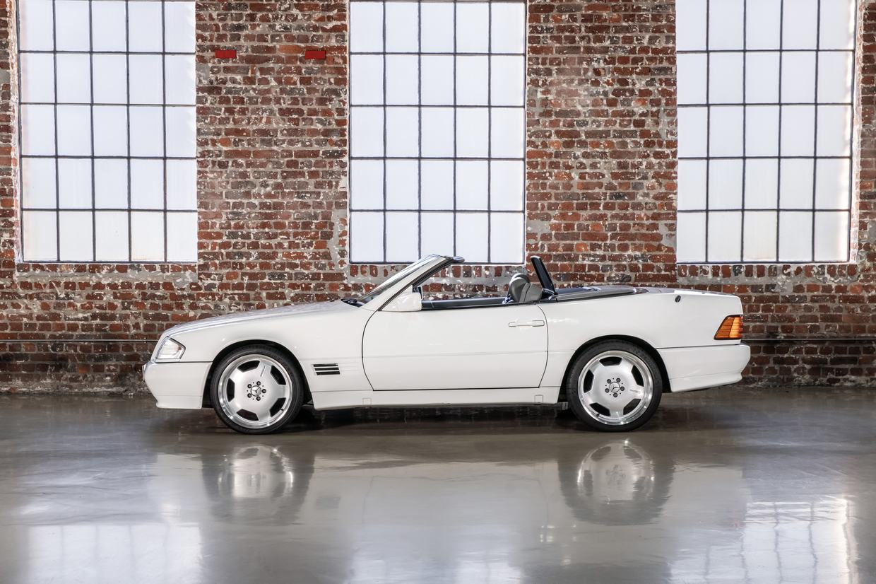 Mercedes Benz SL320 - R129