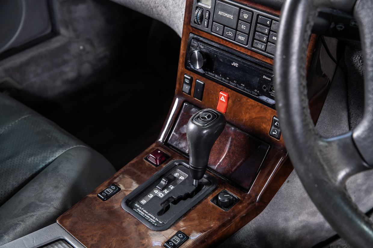 Mercedes Benz SL320 - R129