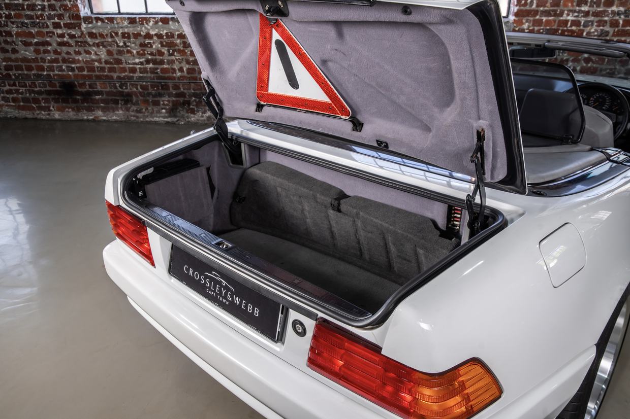 Mercedes Benz SL320 - R129