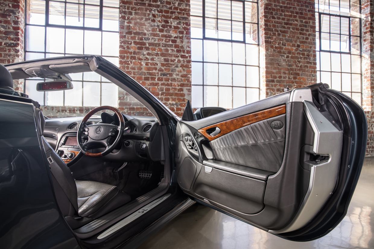 Mercedes Benz SL600 V12
