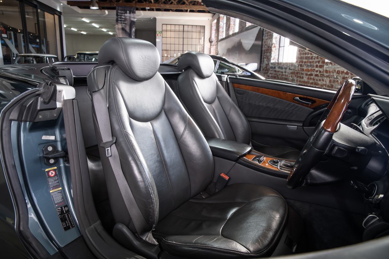 Mercedes Benz SL600 V12