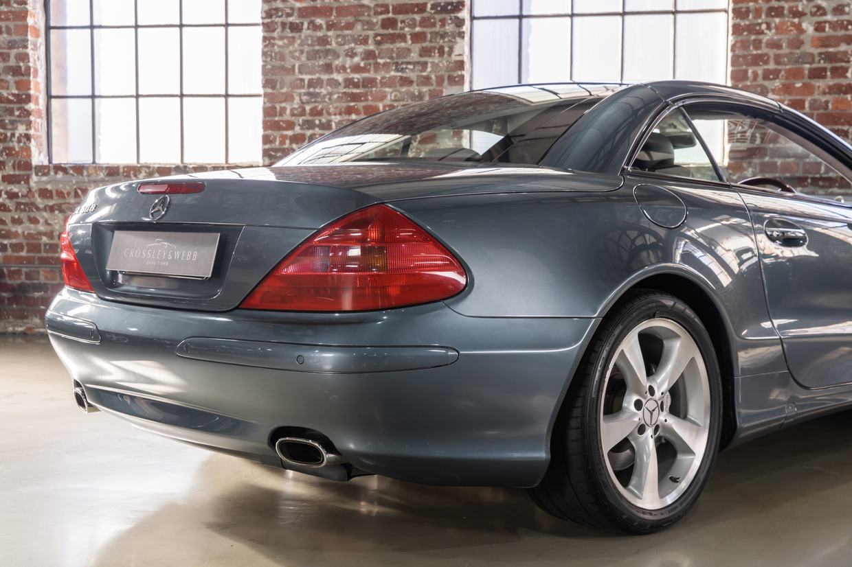Mercedes Benz SL600 V12
