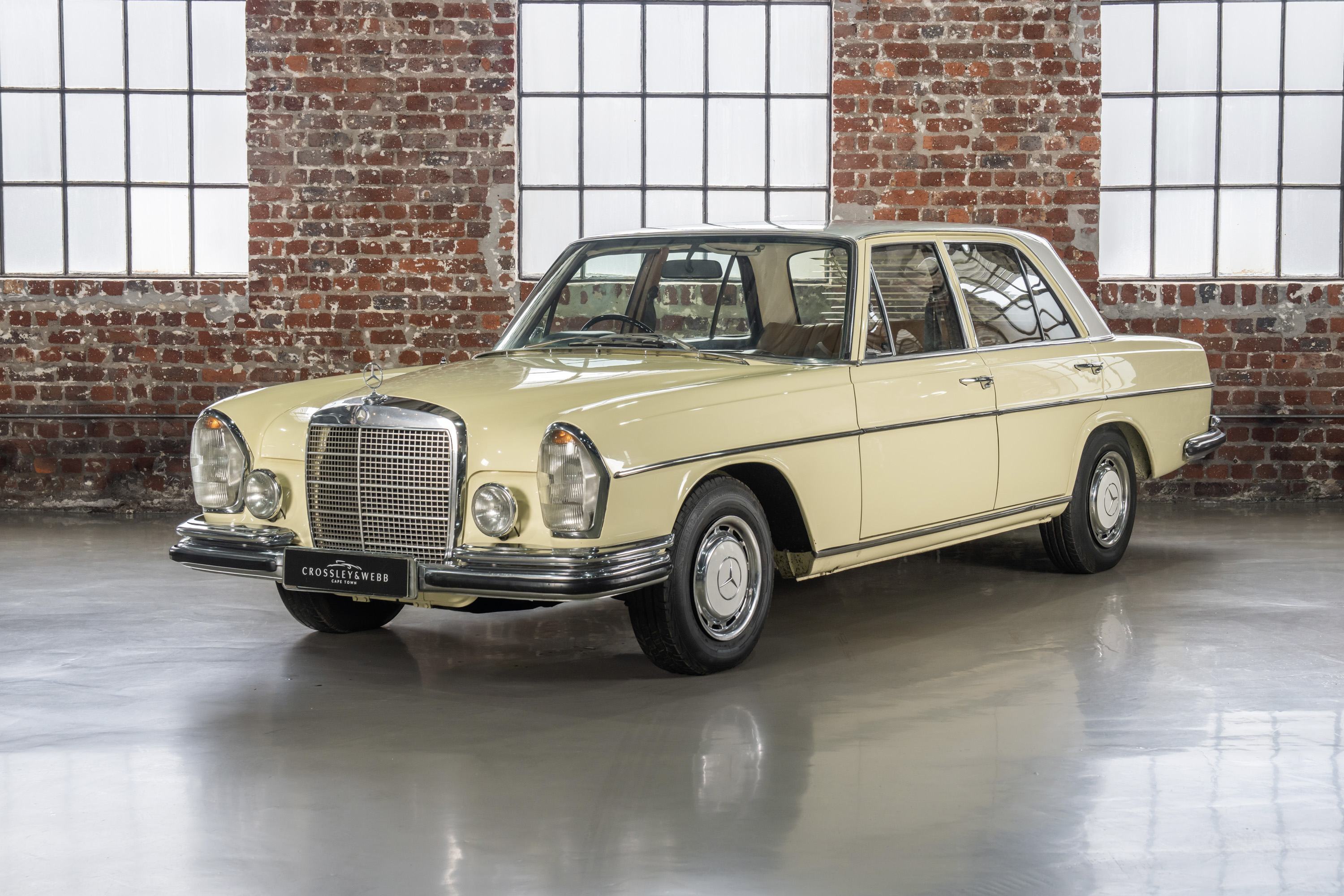 Mercedes Benz 280s (W108)