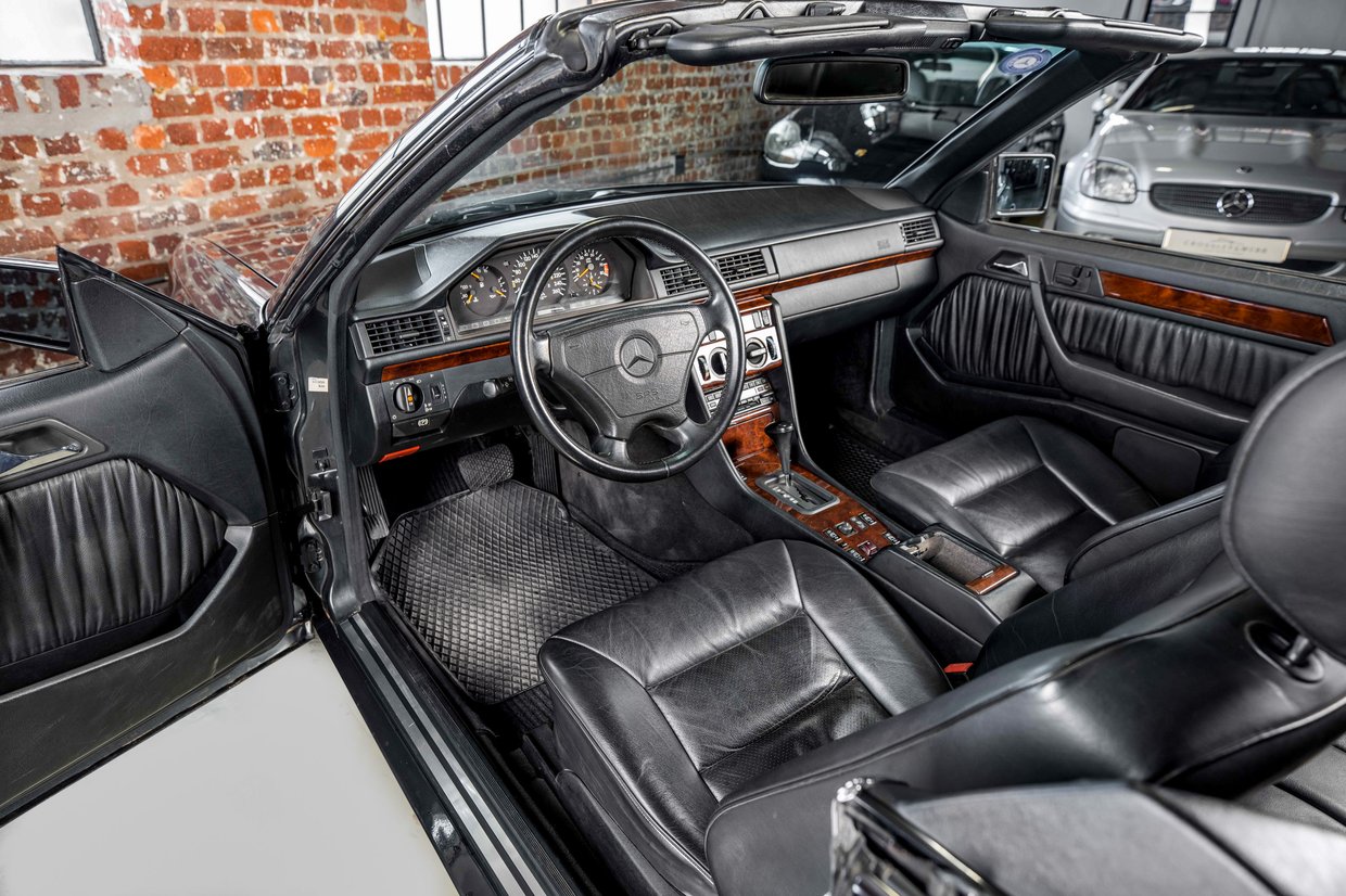 Mercedes Benz 300ce AMG 3.4