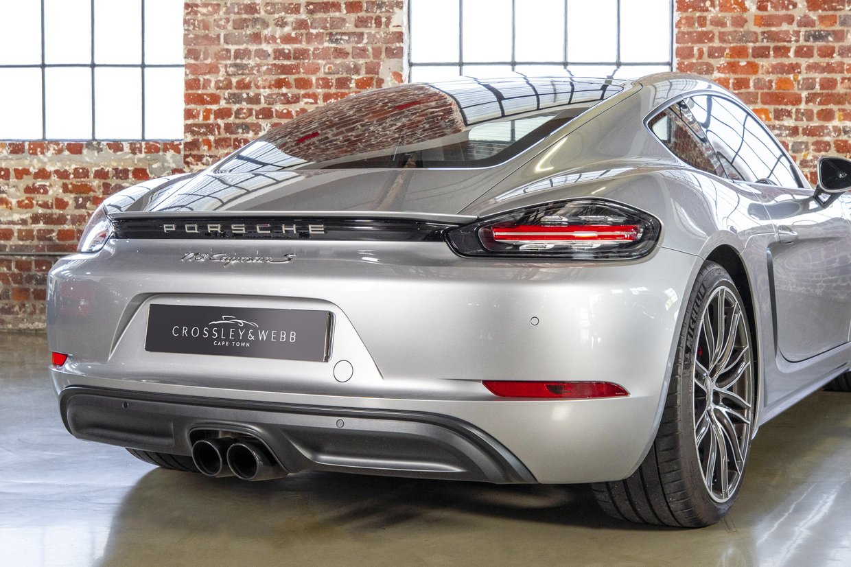 Porsche 718 Cayman S