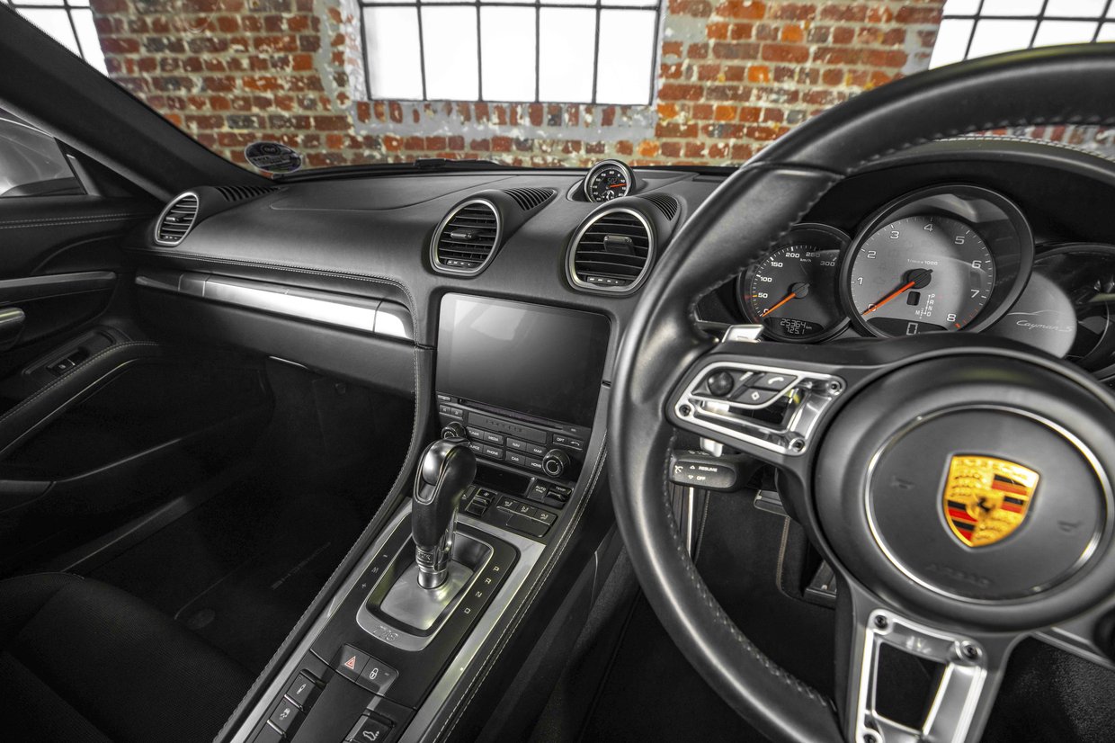 Porsche 718 Cayman S